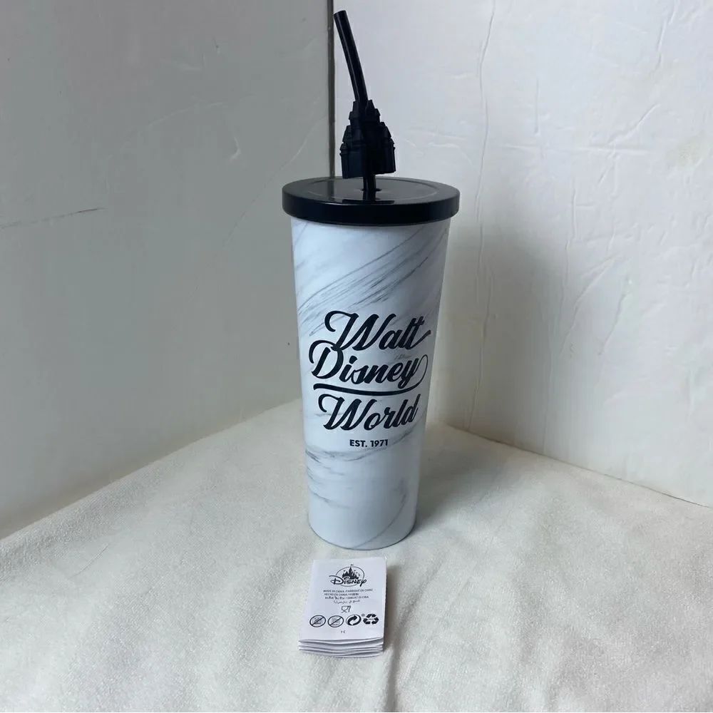 Walt Disney World Metal Tumbler W/SiliconeโCastleโStrawโNewโW/Tags